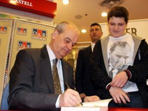 İlker Başbuğ’dan Sağduyu Çağrısı