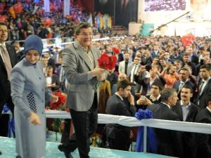 Başbakan Davutoğlu: “Bu Saldırıyla Türk Demokrasisi Ve Sandık Hedef Alınmıştır”