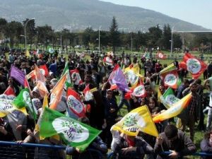 HDP Bursa Birinci Sıra Milletvekili Adayı Asiye Kolçak: