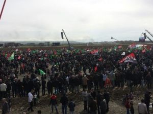 Sağanak Yağmura Rağmen Kutlu Doğum Etkinliği İçin Alana Akın Ettiler