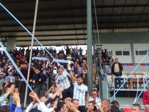 Kadirli İdman Yurdu Osmaniye Amatör Lig’de Şampiyon Oldu