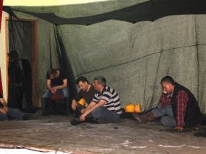 Mahkumlar Tiyatro Turnesinde