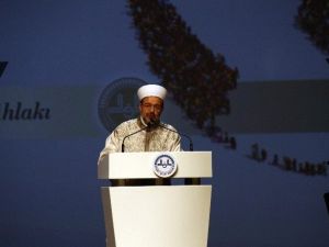 Mehmet Görmez, İslam Alemine Seslendi