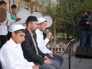 Siverek’te Kutlu Doğum Çoşkusu