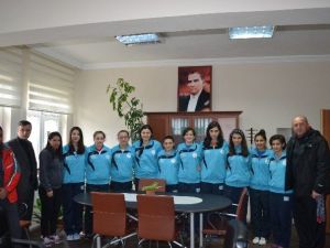 Bayan Basketbolcular, Tekirdağ’ı Temsil Edecek