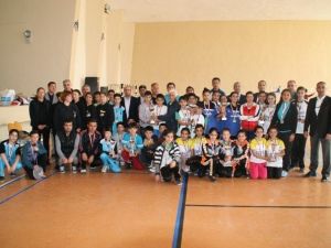 Okullararası Küçükler Badminton İl Birinciliği