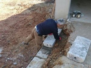 Kışın Zarar Gören Kaldırımlar Onarılıyor