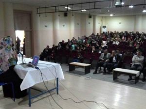 Midyat’ta, ‘Aile Yuvamızı Cennete Dönüştürme’ Konferansı Düzenlendi