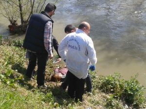 Derede Kadın Cesedi Bulundu