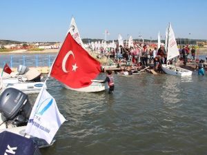 İzmir’de Yelken Şöleni