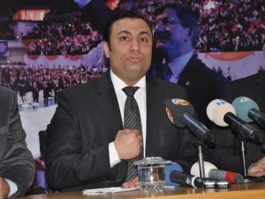 AK Parti Romanların Zihinlerinde Devrim Yaptı