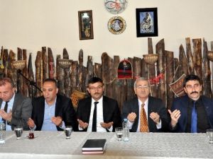 MHP Uşak Adayları Basınla Bir Araya Geldi