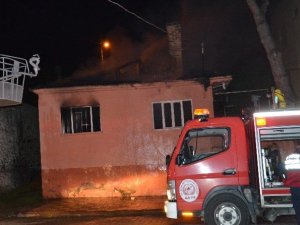 Nazilli’de 5 İşçinin Kaldığı Ev Küle Döndü