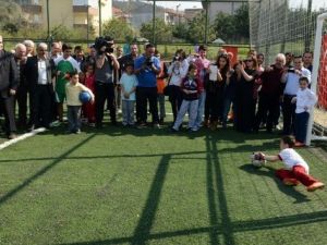 Nilüfer’de Spor Tesisi Olmayan Mahalle Kalmayacak
