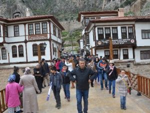 TDP’den Çocuklara Amasya Gezisi