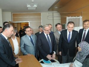 Validen Kamu Yatırımlarına İnceleme
