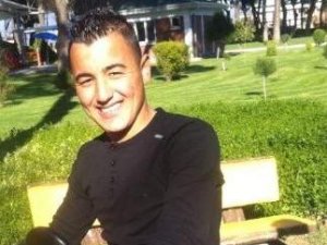 Şişlenen 17 Yaşındaki Genç Ağır Yaralandı