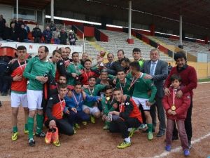 Tercan 17 Şubatspor Bal Liğinde