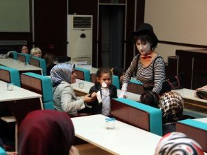 Psikolog Aybegül Dedebaş: “Otizmde İletişim Çok Önemli”