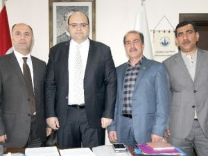Başkan Orhan, İşçilerini Sevindirdi