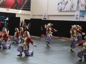 Bayraklı’da Efeler Kıyasıya Yarıştı