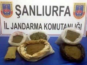 Jandarma Uyuşturucu Tacirlerine Geçit Vermiyor
