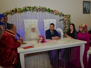 Üzülmez Kartepeliler’in Mutluluklarına Ortak Oluyor