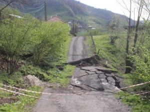 Tekkeköy’de Heyelan