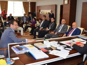 CHP’li Belediye Başkanları İmamoğlu Ve Akgün’den Başkan Gümrükçüoğlu’na Ziyaret