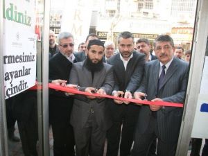 Semerkand Vakfı Afyonkarahisar’da Kermes Açtı