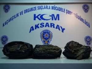 Otomobilde 2 Kilo 900 Gram Kubar Esrar Çıktı