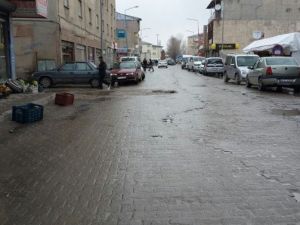 Diyadin’de Kepenkler Açıldı