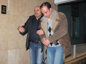 Bacanağı Tarafından Bıçaklanarak Öldürüldü