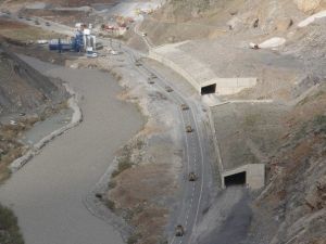 Irak Sınırına Askeri Sevkiyat