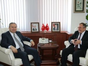 Başkan Alaaddin Yılmaz, Vali Ali Fidan’ı Ziyaret Etti