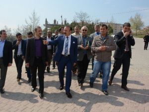 Başkan Doğan Mahallerden Çıkmıyor