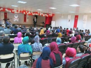 Beşiri’de ’Geleceğe Dokunmak’ Sempozyumu Düzenlendi