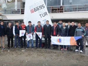 Mekatronik Bölümü Öğrencilerinden Yelken Açılımı