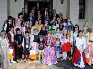 23 Nisan Şenliği Çocukları Valilikte