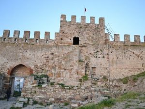 Tarihi Enez Kalesi Işıklandırılacak