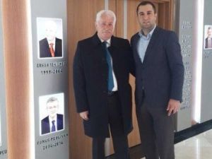 Eski Başkan Yenilmez’den Körfez Belediyesi’ne Ziyaret