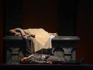 “Romeo İle Julyet”, Sezonun Son Temsiliyle Sanatseverlerle Buluşacak