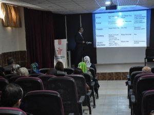 Öğretmen Ve Velilere Aile Eğitim Programı Düzenlendi