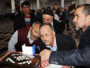 Mersin’de Sakalı Şerif İzdihamı