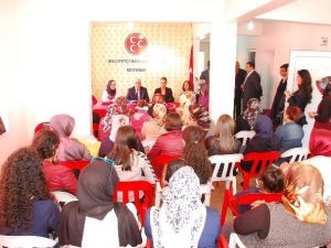 MHP Kadın Kollarına Esma Gündüz Seçildi