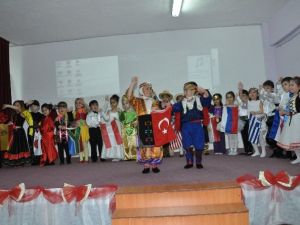 Miniklerin Gösterisi Beğeni İle İzlendi