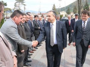 Vali Ali Fidan Kaynaşlı’da İncelemelerde Bulundu