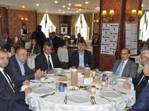 Sakarya Ramada Otel İçin İmzalar Atıldı
