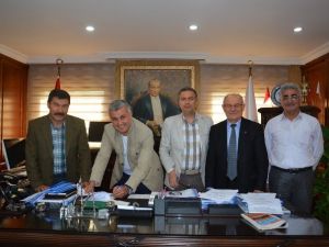 Manavgat Belediye’sinde Toplu Sözleşme Sevinci