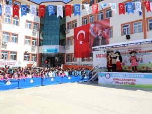 Şahinbey’de 23 Nisan Kutlamaları Başladı